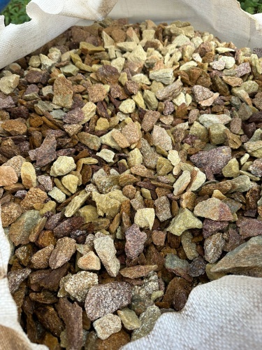 Златолит персиковый декоративная каменная крошка купить в Североуральске