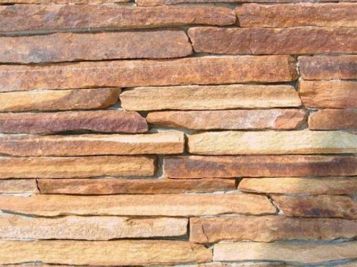 Горбушка златолит золотистый для облицовки купить в Североуральске