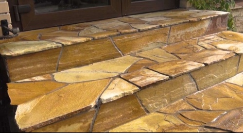 Плитняк златолит жёлтый золотистый для отмостки купить в Североуральске